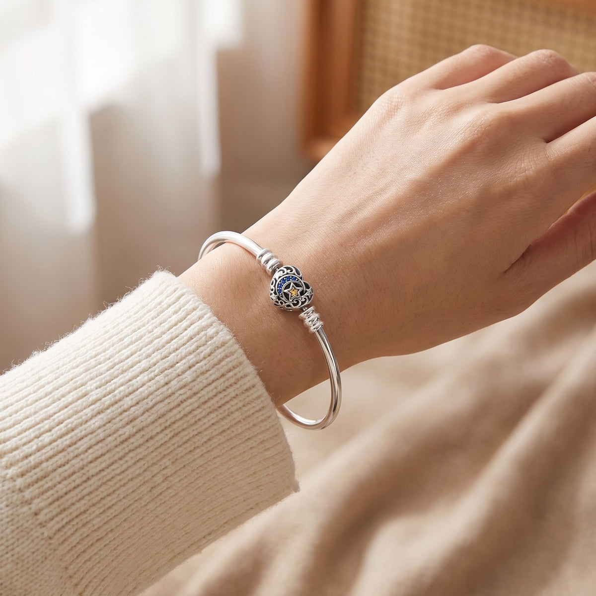 Blue Moon Heart Clasp Charm Bracelet, photo 3