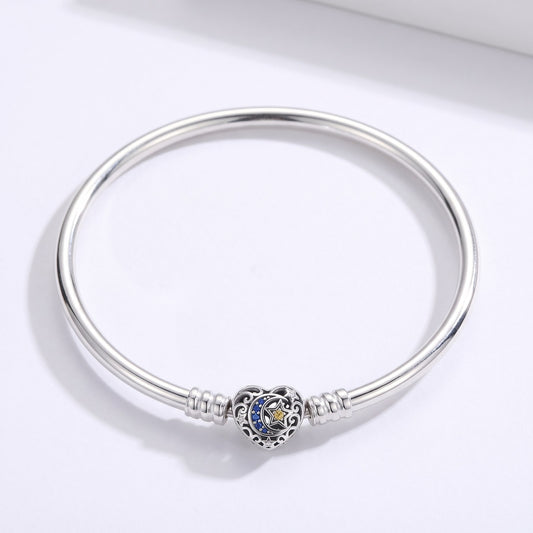 Blue Moon Heart Clasp Charm Bracelet, photo 1