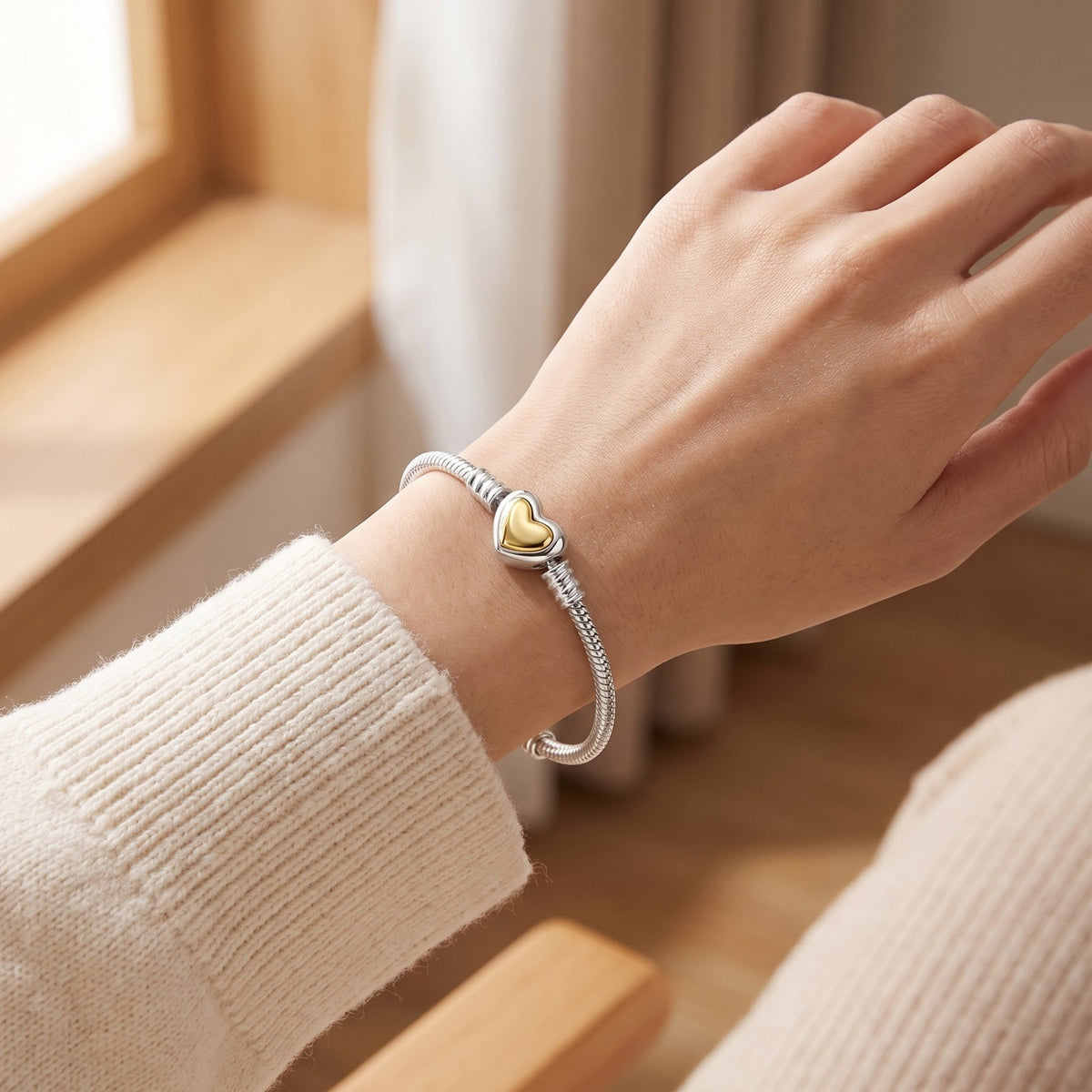 Gold Heart Clasp Snake Chain Bracelet, photo 3