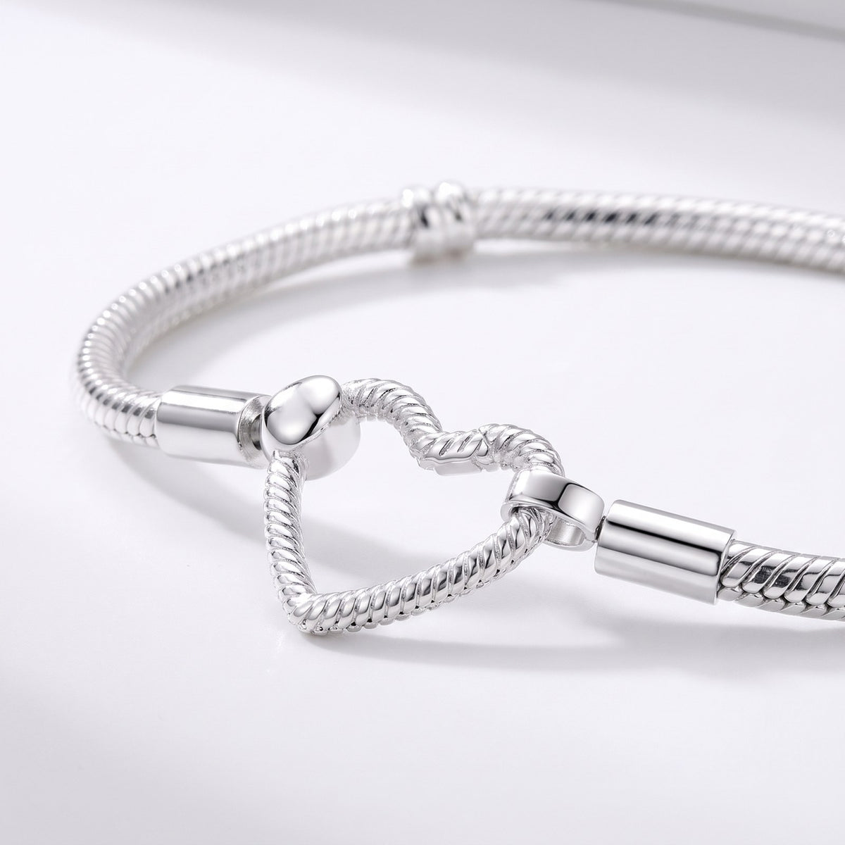 Open Heart Clasp Snake Chain Bracelet, photo 2