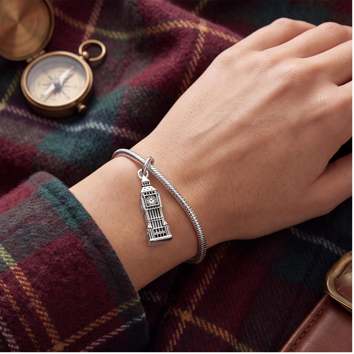 Big Ben Tower Dangle close-up on a bracelet