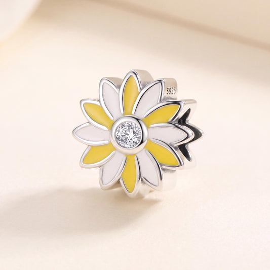 Daisy Flower Charm in 925 sterling silver with white and yellow enamel and sparkling stones