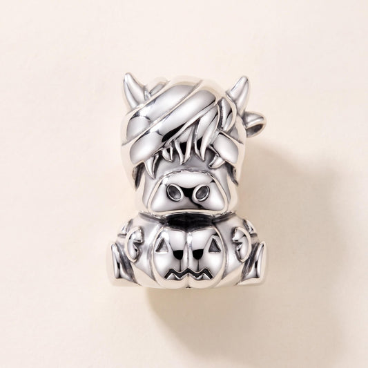 Mummy Highland Cow Charm in 925 sterling silver, fits European-style charm bracelets